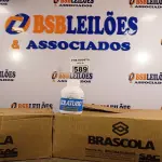 LOTE 589 - 02 CAIXAS COM COLA TUBO ST 175G COM 15 FRASCOS CADA. (NO ESTADO) ATENÇÃO! FAZER A VISITAÇÃO ANTES DE ARREMATAR, NÃO SABEMOS SE FUNCIONA. LEILÃO NÃO TEM GARANTIA E NEM DEVOLUÇÃO, SUJEITO A POSSÍVEIS AVARIAS VISÍVEIS/OCULTAS E/OU AUSÊNCIA DE COMPONENTES).