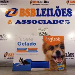 LOTE 576 - 01 TAPETE GELADO PARA REFRESCÂNCIA DE PET 50X65CM. (NOVO) (NO ESTADO) ATENÇÃO! FAZER A VISITAÇÃO ANTES DE ARREMATAR, NÃO SABEMOS SE FUNCIONA. LEILÃO NÃO TEM GARANTIA E NEM DEVOLUÇÃO, SUJEITO A POSSÍVEIS AVARIAS VISÍVEIS/OCULTAS E/OU AUSÊNCIA DE COMPONENTES.