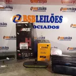 LOTE 556 - 03 RETROVISORES SENDO 01 DA BMW E39/E46, 01 FILTRO DE AR DA DODGE RAM, 01 FILTRO DE AR NISSAN MODELO 16546-OW800.  01 FILTRO DE AR NISSAN MODELO 16546-OW800 E 01 TONNER.  (NO ESTADO) ATENÇÃO! FAZER A VISITAÇÃO ANTES DE ARREMATAR, NÃO SABEMOS SE FUNCIONA. LEILÃO NÃO TEM GARANTIA E NEM DEVOLUÇÃO, SUJEITO A POSSÍVEIS AVARIAS VISÍVEIS/OCULTAS E/OU AUSÊNCIA DE COMPONENTES.