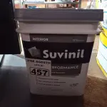 LOTE 457 - 01 BALDE DE TINTA ACRÍLICA SUVINIL INTERIORES 18L NA COR BRANCO FOSCO. (NO ESTADO) ATENÇÃO! FAZER A VISITAÇÃO ANTES DE ARREMATAR, NÃO SABEMOS SE FUNCIONA. LEILÃO NÃO TEM GARANTIA E NEM DEVOLUÇÃO, SUJEITO A POSSÍVEIS AVARIAS VISÍVEIS/OCULTAS E/OU AUSÊNCIA DE COMPONENTES).