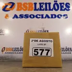 LOTE 577 -  01 AUTOTRANSFORMADOR 220/110V. (NO ESTADO) ATENÇÃO! FAZER A VISITAÇÃO ANTES DE ARREMATAR, NÃO SABEMOS SE FUNCIONA. LEILÃO NÃO TEM GARANTIA E NEM DEVOLUÇÃO, SUJEITO A POSSÍVEIS AVARIAS VISÍVEIS/OCULTAS E/OU AUSÊNCIA DE COMPONENTES.