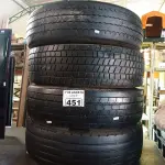 LOTE 451 - 04 PNEUS PARA CAMINHÃO ¾ SENDO 03 NA MEDIDA 215/75/17.5 E 01 NA MEDIDA 205/75/17.5. (NO ESTADO) ATENÇÃO! FAZER A VISITAÇÃO ANTES DE ARREMATAR, NÃO SABEMOS SE FUNCIONA. LEILÃO NÃO TEM GARANTIA E NEM DEVOLUÇÃO, SUJEITO A POSSÍVEIS AVARIAS VISÍVEIS/OCULTAS E/OU AUSÊNCIA DE COMPONENTES).
