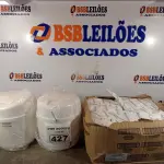LOTE 427 - 02 FRASQUEIRA SUPPLY CLEAM COM 04 REFIS. (NO ESTADO) ATENÇÃO! FAZER A VISITAÇÃO ANTES DE ARREMATAR, NÃO SABEMOS SE FUNCIONA. LEILÃO NÃO TEM GARANTIA E NEM DEVOLUÇÃO, SUJEITO A POSSÍVEIS AVARIAS VISÍVEIS/OCULTAS E/OU AUSÊNCIA DE COMPONENTES).