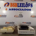LOTE 433 - 01 VÍDEO PORTEIRO E 01 APARELHO DE TELEFONE MARCAS E MODELOS DIVERSOS. (NO ESTADO) ATENÇÃO! FAZER A VISITAÇÃO ANTES DE ARREMATAR, NÃO SABEMOS SE FUNCIONA. LEILÃO NÃO TEM GARANTIA E NEM DEVOLUÇÃO, SUJEITO A POSSÍVEIS AVARIAS VISÍVEIS/OCULTAS E/OU AUSÊNCIA DE COMPONENTES).