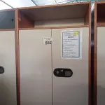 LOTE 582 -  01 ARMÁRIO EM MADEIRA PARA PASTA SUSPENSA. (NO ESTADO) ATENÇÃO! FAZER A VISITAÇÃO ANTES DE ARREMATAR, NÃO SABEMOS SE FUNCIONA. LEILÃO NÃO TEM GARANTIA E NEM DEVOLUÇÃO, SUJEITO A POSSÍVEIS AVARIAS VISÍVEIS/OCULTAS E/OU AUSÊNCIA DE COMPONENTES.