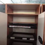 LOTE 582 -  01 ARMÁRIO EM MADEIRA PARA PASTA SUSPENSA. (NO ESTADO) ATENÇÃO! FAZER A VISITAÇÃO ANTES DE ARREMATAR, NÃO SABEMOS SE FUNCIONA. LEILÃO NÃO TEM GARANTIA E NEM DEVOLUÇÃO, SUJEITO A POSSÍVEIS AVARIAS VISÍVEIS/OCULTAS E/OU AUSÊNCIA DE COMPONENTES.