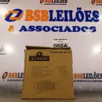 LOTE 060 - 06 FRASCOS DE DEEP CONDITIONER AUSSIE 236ML. (NO ESTADO) ATENÇÃO! FAZER A VISITAÇÃO ANTES DE ARREMATAR, NÃO SABEMOS SE FUNCIONA. LEILÃO NÃO TEM GARANTIA E NEM DEVOLUÇÃO, SUJEITO A POSSÍVEIS AVARIAS VISÍVEIS/OCULTAS E/OU AUSÊNCIA DE COMPONENTES.