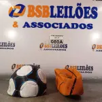 LOTE 080 - 01 BOLA DE BASQUETE E 01 BOLA DE FUTEBOL. (NO ESTADO) ATENÇÃO! FAZER A VISITAÇÃO ANTES DE ARREMATAR, NÃO SABEMOS SE FUNCIONA. LEILÃO NÃO TEM GARANTIA E NEM DEVOLUÇÃO, SUJEITO A POSSÍVEIS AVARIAS VISÍVEIS/OCULTAS E/OU AUSÊNCIA DE COMPONENTES.