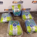 LOTE 239 - 05 PACOTES DE LUVAS DE LÁTEX SILVER TAMANHO “P”. (NO ESTADO) ATENÇÃO! FAZER A VISITAÇÃO ANTES DE ARREMATAR, NÃO SABEMOS SE FUNCIONA. LEILÃO NÃO TEM GARANTIA E NEM DEVOLUÇÃO, SUJEITO A POSSÍVEIS AVARIAS VISÍVEIS/OCULTAS E/OU AUSÊNCIA DE COMPONENTES.