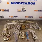 LOTE 177 - 01 LOTE COM VÁRIAS FECHADURAS MARCAS E MODELOS DIVERSOS. (NO ESTADO) ATENÇÃO! FAZER A VISITAÇÃO ANTES DE ARREMATAR, NÃO SABEMOS SE FUNCIONA. LEILÃO NÃO TEM GARANTIA E NEM DEVOLUÇÃO, SUJEITO A POSSÍVEIS AVARIAS VISÍVEIS/OCULTAS E/OU AUSÊNCIA DE COMPONENTES.