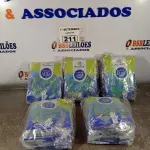 LOTE 211 - 05 PACOTES DE LUVAS DE LÁTEX SILVER TAMANHO “P”. (NO ESTADO) ATENÇÃO! FAZER A VISITAÇÃO ANTES DE ARREMATAR, NÃO SABEMOS SE FUNCIONA. LEILÃO NÃO TEM GARANTIA E NEM DEVOLUÇÃO, SUJEITO A POSSÍVEIS AVARIAS VISÍVEIS/OCULTAS E/OU AUSÊNCIA DE COMPONENTES.