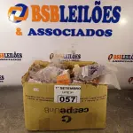 LOTE 057 - 01 CAIXA COM GRANDE QUANTIDADE DE CAPACITORES E RESISTORES ELETROLÍTICOS DIVERSOS. (NO ESTADO) ATENÇÃO! FAZER A VISITAÇÃO ANTES DE ARREMATAR, NÃO SABEMOS SE FUNCIONA. LEILÃO NÃO TEM GARANTIA E NEM DEVOLUÇÃO, SUJEITO A POSSÍVEIS AVARIAS VISÍVEIS/OCULTAS E/OU AUSÊNCIA DE COMPONENTES.