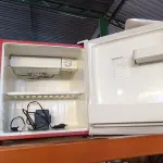 LOTE 148 - 01 FRIGOBAR SAMSUNG RETRO 110V. (NO ESTADO) ATENÇÃO! FAZER A VISITAÇÃO ANTES DE ARREMATAR, NÃO SABEMOS SE FUNCIONA. LEILÃO NÃO TEM GARANTIA E NEM DEVOLUÇÃO, SUJEITO A POSSÍVEIS AVARIAS VISÍVEIS/OCULTAS E/OU AUSÊNCIA DE COMPONENTES.