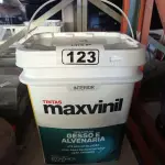 LOTE 123 - 01 BALDE DE TINTA MAXIVINIL ACRÍLICA GESSO E ALVENARIA INTERIORES 18L NA COR FOSCO BRANCO NEVE. (NO ESTADO) ATENÇÃO! FAZER A VISITAÇÃO ANTES DE ARREMATAR, NÃO SABEMOS SE FUNCIONA. LEILÃO NÃO TEM GARANTIA E NEM DEVOLUÇÃO, SUJEITO A POSSÍVEIS AVARIAS VISÍVEIS/OCULTAS E/OU AUSÊNCIA DE COMPONENTES.