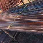 LOTE 102 - 20 BARRAS EM FERRO T APX 5 METROS (NO ESTADO)