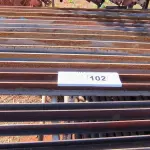 LOTE 102 - 20 BARRAS EM FERRO T APX 5 METROS (NO ESTADO)