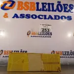 LOTE 253 - 01 BOMBA DE COMBUSTÍVEL ELÉTRICA TIPO MERCEDES. (NO ESTADO) ATENÇÃO! FAZER A VISITAÇÃO ANTES DE ARREMATAR, NÃO SABEMOS SE FUNCIONA. LEILÃO NÃO TEM GARANTIA E NEM DEVOLUÇÃO, SUJEITO A POSSÍVEIS AVARIAS VISÍVEIS/OCULTAS E/OU AUSÊNCIA DE COMPONENTES.