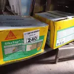 LOTE 240 - 02 CAIXAS COM SIKA TOP 107 CINZA 18KG, ARGAMASSA POLIMÉRICA IMPERMEABILIZANTE DE ALTO DESEMPENHO. (NO ESTADO) ATENÇÃO! FAZER A VISITAÇÃO ANTES DE ARREMATAR, NÃO SABEMOS SE FUNCIONA. LEILÃO NÃO TEM GARANTIA E NEM DEVOLUÇÃO, SUJEITO A POSSÍVEIS AVARIAS VISÍVEIS/OCULTAS E/OU AUSÊNCIA DE COMPONENTES.