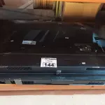 LOTE 144 - 02 TV’S MARCAS E MODELOS DIVERSOS PARA RETIRADA DE PEÇAS. (NO ESTADO) ATENÇÃO! FAZER A VISITAÇÃO ANTES DE ARREMATAR, NÃO SABEMOS SE FUNCIONA. LEILÃO NÃO TEM GARANTIA E NEM DEVOLUÇÃO, SUJEITO A POSSÍVEIS AVARIAS VISÍVEIS/OCULTAS E/OU AUSÊNCIA DE COMPONENTES.