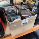 LOTE 142 - 01 LOTE COM GRANDE QUANTIDADE DE DVD’S DE TÍTULOS DIVERSOS. (NO ESTADO) ATENÇÃO! FAZER A VISITAÇÃO ANTES DE ARREMATAR, NÃO SABEMOS SE FUNCIONA. LEILÃO NÃO TEM GARANTIA E NEM DEVOLUÇÃO, SUJEITO A POSSÍVEIS AVARIAS VISÍVEIS/OCULTAS E/OU AUSÊNCIA DE COMPONENTES.