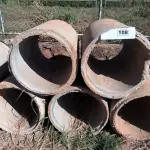LOTE 108 - 05 MANILHA EM CONCRETO 1METO X70CM (NO ESTADO)