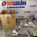 LOTE 231 - 01 CAIXA COM GRANDE QUANTIDADE DE CAPACITORES E RESISTORES ELETROLÍTICOS DIVERSOS. (NO ESTADO) ATENÇÃO! FAZER A VISITAÇÃO ANTES DE ARREMATAR, NÃO SABEMOS SE FUNCIONA. LEILÃO NÃO TEM GARANTIA E NEM DEVOLUÇÃO, SUJEITO A POSSÍVEIS AVARIAS VISÍVEIS/OCULTAS E/OU AUSÊNCIA DE COMPONENTES.