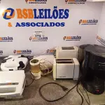 LOTE 175 - 03 SANDUICHEIRAS, 02 TORRADEIRAS, 01 MINI PROCESSADOR E 02 CAFETEIRAS INCOMPLETAS. (NO ESTADO) ATENÇÃO! FAZER A VISITAÇÃO ANTES DE ARREMATAR, NÃO SABEMOS SE FUNCIONA. LEILÃO NÃO TEM GARANTIA E NEM DEVOLUÇÃO, SUJEITO A POSSÍVEIS AVARIAS VISÍVEIS/OCULTAS E/OU AUSÊNCIA DE COMPONENTES.