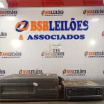 LOTE 216 - 01 TOCA CD COM DISQUETEIRA MARCA PIONNER. (NO ESTADO) ATENÇÃO! FAZER A VISITAÇÃO ANTES DE ARREMATAR, NÃO SABEMOS SE FUNCIONA. LEILÃO NÃO TEM GARANTIA E NEM DEVOLUÇÃO, SUJEITO A POSSÍVEIS AVARIAS VISÍVEIS/OCULTAS E/OU AUSÊNCIA DE COMPONENTES.