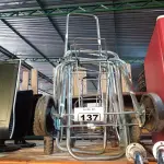 LOTE 137 - 03 CARRINHOS PARA TRANSPORTE DE CARGAS COM AVARIAS. (NO ESTADO) ATENÇÃO! FAZER A VISITAÇÃO ANTES DE ARREMATAR, NÃO SABEMOS SE FUNCIONA. LEILÃO NÃO TEM GARANTIA E NEM DEVOLUÇÃO, SUJEITO A POSSÍVEIS AVARIAS VISÍVEIS/OCULTAS E/OU AUSÊNCIA DE COMPONENTES.