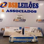 LOTE 032 - 03 SUPORTES PARA TV ARTICULADO 10-56” 25/142CM COM AVARIAS. (NO ESTADO) ATENÇÃO! FAZER A VISITAÇÃO ANTES DE ARREMATAR, NÃO SABEMOS SE FUNCIONA. LEILÃO NÃO TEM GARANTIA E NEM DEVOLUÇÃO, SUJEITO A POSSÍVEIS AVARIAS VISÍVEIS/OCULTAS E/OU AUSÊNCIA DE COMPONENTES.