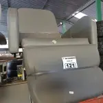 LOTE 121 - 01 POLTRONA PARA DESCANSO. (NO ESTADO) ATENÇÃO! FAZER A VISITAÇÃO ANTES DE ARREMATAR, NÃO SABEMOS SE FUNCIONA. LEILÃO NÃO TEM GARANTIA E NEM DEVOLUÇÃO, SUJEITO A POSSÍVEIS AVARIAS VISÍVEIS/OCULTAS E/OU AUSÊNCIA DE COMPONENTES.