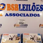 LOTE 034 - 03 SUPORTES PARA TV ARTICULADO 10-56” 25/142CM COM AVARIAS. (NO ESTADO) ATENÇÃO! FAZER A VISITAÇÃO ANTES DE ARREMATAR, NÃO SABEMOS SE FUNCIONA. LEILÃO NÃO TEM GARANTIA E NEM DEVOLUÇÃO, SUJEITO A POSSÍVEIS AVARIAS VISÍVEIS/OCULTAS E/OU AUSÊNCIA DE COMPONENTES.