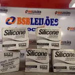 LOTE 326 - 01 LOTE COM VÁRIAS BISNAGAS DE SILICONE MULTIUSO. (NO ESTADO) ATENÇÃO! FAZER A VISITAÇÃO ANTES DE ARREMATAR, NÃO SABEMOS SE FUNCIONA. LEILÃO NÃO TEM GARANTIA E NEM DEVOLUÇÃO, SUJEITO A POSSÍVEIS AVARIAS VISÍVEIS/OCULTAS E/OU AUSÊNCIA DE COMPONENTES.