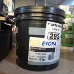 LOTE 292 - 01 BALDE DE GRAXA EVORA POLY EX NLGI:2 10 KG. (NO ESTADO) ATENÇÃO! FAZER A VISITAÇÃO ANTES DE ARREMATAR, NÃO SABEMOS SE FUNCIONA. LEILÃO NÃO TEM GARANTIA E NEM DEVOLUÇÃO, SUJEITO A POSSÍVEIS AVARIAS VISÍVEIS/OCULTAS E/OU AUSÊNCIA DE COMPONENTES.