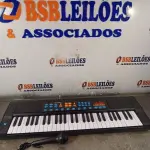 LOTE 424 - 01 TECLADO HS5460A. (NO ESTADO) ATENÇÃO! FAZER A VISITAÇÃO ANTES DE ARREMATAR, NÃO SABEMOS SE FUNCIONA. LEILÃO NÃO TEM GARANTIA E NEM DEVOLUÇÃO, SUJEITO A POSSÍVEIS AVARIAS VISÍVEIS/OCULTAS E/OU AUSÊNCIA DE COMPONENTES.