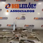 LOTE 489 - 01 LOTE COM VÁRIAS FECHADURAS MARCAS E MODELOS DIVERSOS. (NO ESTADO) ATENÇÃO! FAZER A VISITAÇÃO ANTES DE ARREMATAR, NÃO SABEMOS SE FUNCIONA. LEILÃO NÃO TEM GARANTIA E NEM DEVOLUÇÃO, SUJEITO A POSSÍVEIS AVARIAS VISÍVEIS/OCULTAS E/OU AUSÊNCIA DE COMPONENTES.