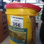 LOTE 356 - 01 BALDE DE SIKANOL ALVENARIA 18L, ADITIVO PLASTIFICANTE PARA ARGAMASSA DE ASSENTAMENTO E REBOCO. (NO ESTADO) ATENÇÃO! FAZER A VISITAÇÃO ANTES DE ARREMATAR, NÃO SABEMOS SE FUNCIONA. LEILÃO NÃO TEM GARANTIA E NEM DEVOLUÇÃO, SUJEITO A POSSÍVEIS AVARIAS VISÍVEIS/OCULTAS E/OU AUSÊNCIA DE COMPONENTES.