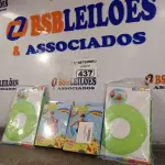 LOTE 437 - 04 BOIAS INFANTIL. (NO ESTADO) ATENÇÃO! FAZER A VISITAÇÃO ANTES DE ARREMATAR, NÃO SABEMOS SE FUNCIONA. LEILÃO NÃO TEM GARANTIA E NEM DEVOLUÇÃO, SUJEITO A POSSÍVEIS AVARIAS VISÍVEIS/OCULTAS E/OU AUSÊNCIA DE COMPONENTES.