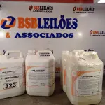 LOTE 323 - 10 LITROS DE ESPUMA HIGIENIZADORA PARA ANTISSEPSIA INSTANTÂNEA DAS MÃOS E 10 LITROS DE CONDICIONADOR PARA CABELOS. (NO ESTADO) ATENÇÃO! FAZER A VISITAÇÃO ANTES DE ARREMATAR, NÃO SABEMOS SE FUNCIONA. LEILÃO NÃO TEM GARANTIA E NEM DEVOLUÇÃO, SUJEITO A POSSÍVEIS AVARIAS VISÍVEIS/OCULTAS E/OU AUSÊNCIA DE COMPONENTES.