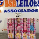 LOTE 443 - 04 BONECAS BELINDA. (NO ESTADO) ATENÇÃO! FAZER A VISITAÇÃO ANTES DE ARREMATAR, NÃO SABEMOS SE FUNCIONA. LEILÃO NÃO TEM GARANTIA E NEM DEVOLUÇÃO, SUJEITO A POSSÍVEIS AVARIAS VISÍVEIS/OCULTAS E/OU AUSÊNCIA DE COMPONENTES.