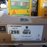 LOTE 298 - 01 CAIXA DE PEROXY 4D, DESINFETANTE HOSPITALAR PARA SUPERFÍCIES FIXAS E ARTIGOS NÃO CRÍTICOS COM 06 POTES CADA. (NO ESTADO) ATENÇÃO! FAZER A VISITAÇÃO ANTES DE ARREMATAR, NÃO SABEMOS SE FUNCIONA. LEILÃO NÃO TEM GARANTIA E NEM DEVOLUÇÃO, SUJEITO A POSSÍVEIS AVARIAS VISÍVEIS/OCULTAS E/OU AUSÊNCIA DE COMPONENTES.