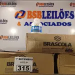 LOTE 315 - 03 CAIXAS COM COLA TUBO ST 175G COM 15 FRASCOS CADA. (NO ESTADO) ATENÇÃO! FAZER A VISITAÇÃO ANTES DE ARREMATAR, NÃO SABEMOS SE FUNCIONA. LEILÃO NÃO TEM GARANTIA E NEM DEVOLUÇÃO, SUJEITO A POSSÍVEIS AVARIAS VISÍVEIS/OCULTAS E/OU AUSÊNCIA DE COMPONENTES.