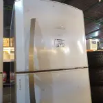 LOTE 274 - 01 GELADEIRA FROST FREE MARCA CONTINENTAL 220V. (NO ESTADO) ATENÇÃO! FAZER A VISITAÇÃO ANTES DE ARREMATAR, NÃO SABEMOS SE FUNCIONA. LEILÃO NÃO TEM GARANTIA E NEM DEVOLUÇÃO, SUJEITO A POSSÍVEIS AVARIAS VISÍVEIS/OCULTAS E/OU AUSÊNCIA DE COMPONENTES.
