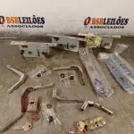 LOTE 319 - 01 LOTE COM VÁRIAS FECHADURAS MARCAS E MODELOS DIVERSOS. (NO ESTADO) ATENÇÃO! FAZER A VISITAÇÃO ANTES DE ARREMATAR, NÃO SABEMOS SE FUNCIONA. LEILÃO NÃO TEM GARANTIA E NEM DEVOLUÇÃO, SUJEITO A POSSÍVEIS AVARIAS VISÍVEIS/OCULTAS E/OU AUSÊNCIA DE COMPONENTES.