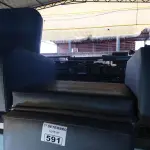 LOTE 591 - 01 POLTRONA PARA DESCANSO. (NO ESTADO) ATENÇÃO! FAZER A VISITAÇÃO ANTES DE ARREMATAR, NÃO SABEMOS SE FUNCIONA. LEILÃO NÃO TEM GARANTIA E NEM DEVOLUÇÃO, SUJEITO A POSSÍVEIS AVARIAS VISÍVEIS/OCULTAS E/OU AUSÊNCIA DE COMPONENTES.