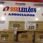 LOTE 325 - 05 CAIXAS COM CATALIZADOR VERNIZ “PU” ANJO COM 06 LATAS DE 150ML CADA. (NO ESTADO) ATENÇÃO! FAZER A VISITAÇÃO ANTES DE ARREMATAR, NÃO SABEMOS SE FUNCIONA. LEILÃO NÃO TEM GARANTIA E NEM DEVOLUÇÃO, SUJEITO A POSSÍVEIS AVARIAS VISÍVEIS/OCULTAS E/OU AUSÊNCIA DE COMPONENTES.