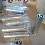LOTE 303 - 01 LOTE COM VÁRIOS PÉS PARA GUARDA-ROUPAS. (NO ESTADO) ATENÇÃO! FAZER A VISITAÇÃO ANTES DE ARREMATAR, NÃO SABEMOS SE FUNCIONA. LEILÃO NÃO TEM GARANTIA E NEM DEVOLUÇÃO, SUJEITO A POSSÍVEIS AVARIAS VISÍVEIS/OCULTAS E/OU AUSÊNCIA DE COMPONENTES.