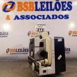 LOTE 272 - 01 PROJETOR 8MM EUMIG MARK 610D. (NO ESTADO) ATENÇÃO! FAZER A VISITAÇÃO ANTES DE ARREMATAR, NÃO SABEMOS SE FUNCIONA. LEILÃO NÃO TEM GARANTIA E NEM DEVOLUÇÃO, SUJEITO A POSSÍVEIS AVARIAS VISÍVEIS/OCULTAS E/OU AUSÊNCIA DE COMPONENTES.