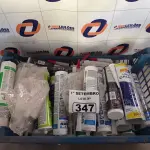 LOTE 347 - 01 LOTE COM VÁRIAS BISNAGAS DE SILICONE DIVERSOS. (NO ESTADO) ATENÇÃO! FAZER A VISITAÇÃO ANTES DE ARREMATAR, NÃO SABEMOS SE FUNCIONA. LEILÃO NÃO TEM GARANTIA E NEM DEVOLUÇÃO, SUJEITO A POSSÍVEIS AVARIAS VISÍVEIS/OCULTAS E/OU AUSÊNCIA DE COMPONENTES.