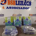 LOTE 503 - 05 PACOTES DE LUVAS DE LÁTEX SILVER TAMANHO “P”. (NO ESTADO) ATENÇÃO! FAZER A VISITAÇÃO ANTES DE ARREMATAR, NÃO SABEMOS SE FUNCIONA. LEILÃO NÃO TEM GARANTIA E NEM DEVOLUÇÃO, SUJEITO A POSSÍVEIS AVARIAS VISÍVEIS/OCULTAS E/OU AUSÊNCIA DE COMPONENTES.